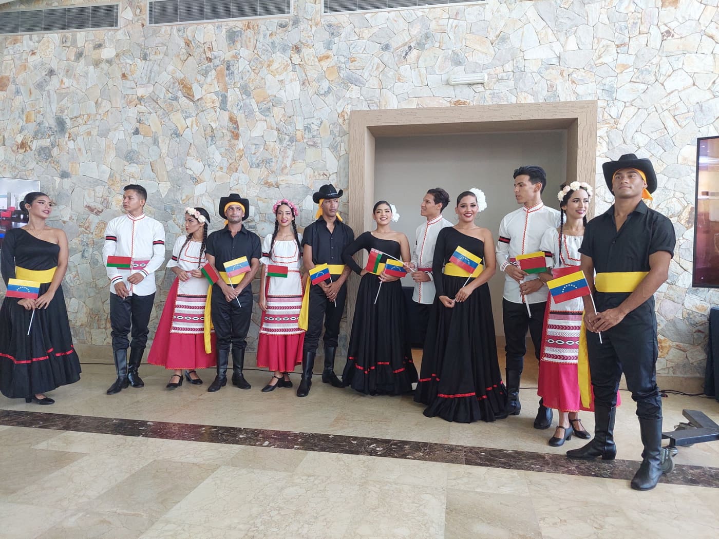 -- Ваше самое большое потрясение/впечатление/открытие/ в этой поездке.
